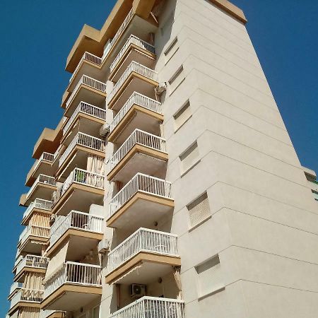 Apartamentos Gandia Grau Y Playa 3000 Buitenkant foto