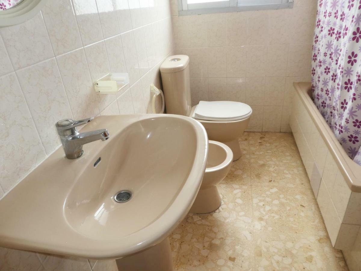 Apartamentos Gandia Grau Y Playa 3000 Buitenkant foto