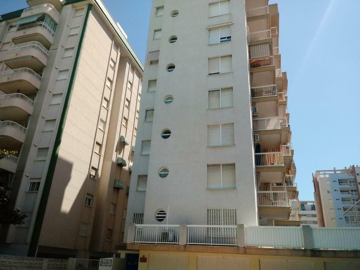 Apartamentos Gandia Grau Y Playa 3000 Buitenkant foto