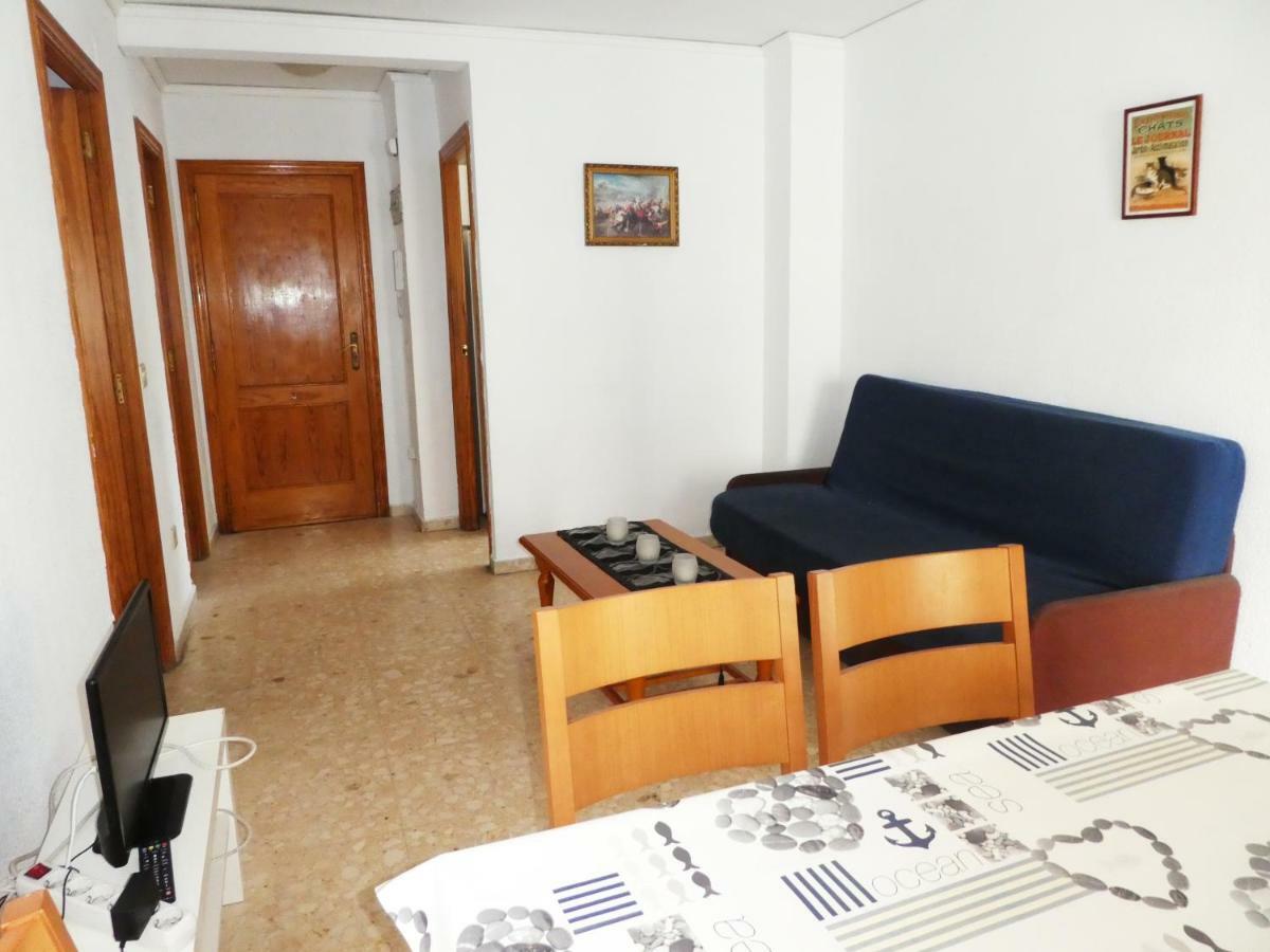Apartamentos Gandia Grau Y Playa 3000 Buitenkant foto