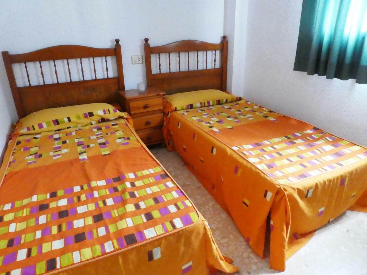 Apartamentos Gandia Grau Y Playa 3000 Buitenkant foto