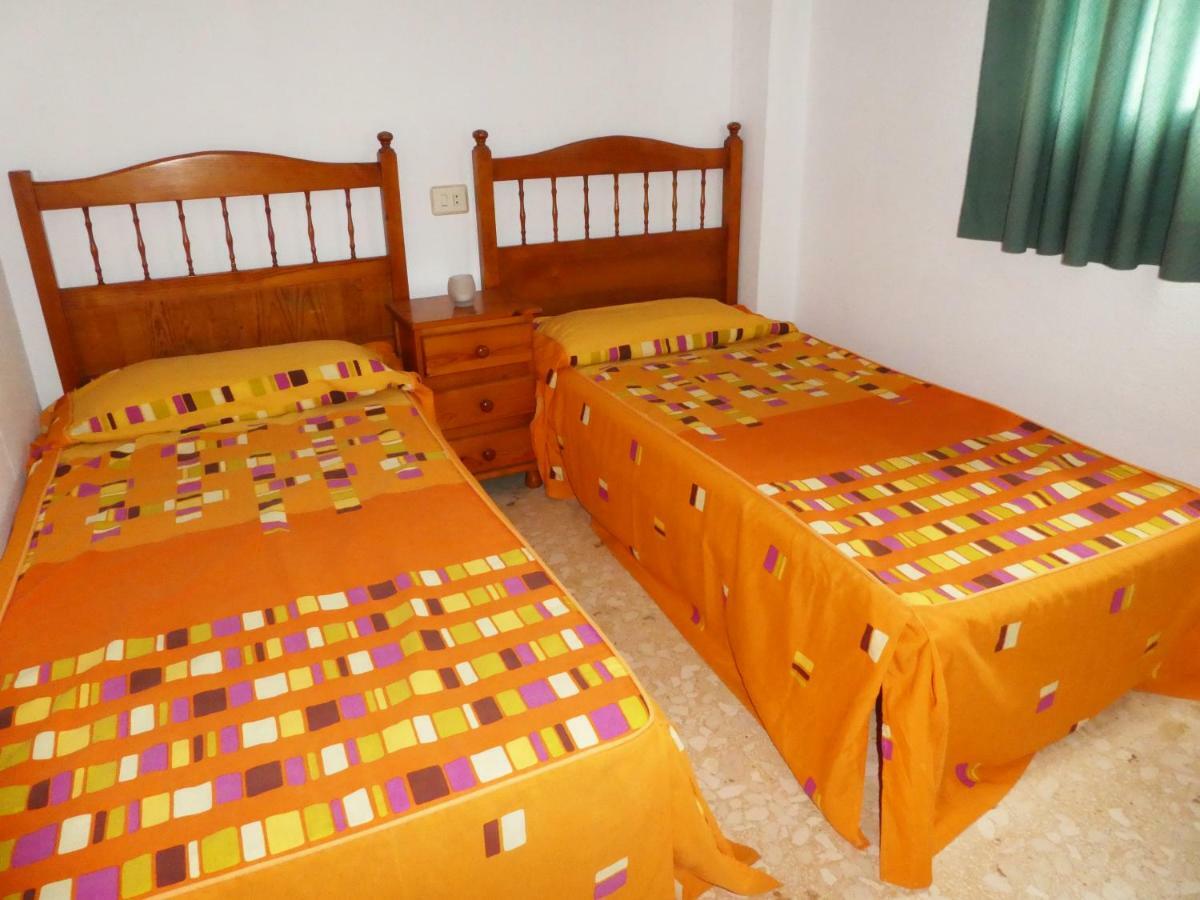 Apartamentos Gandia Grau Y Playa 3000 Buitenkant foto